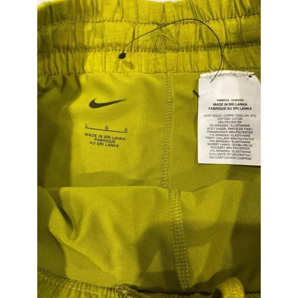 Nike Girls Camo Running Shorts Lime Green‎ Loose Fit Athletic Gym Size Large L